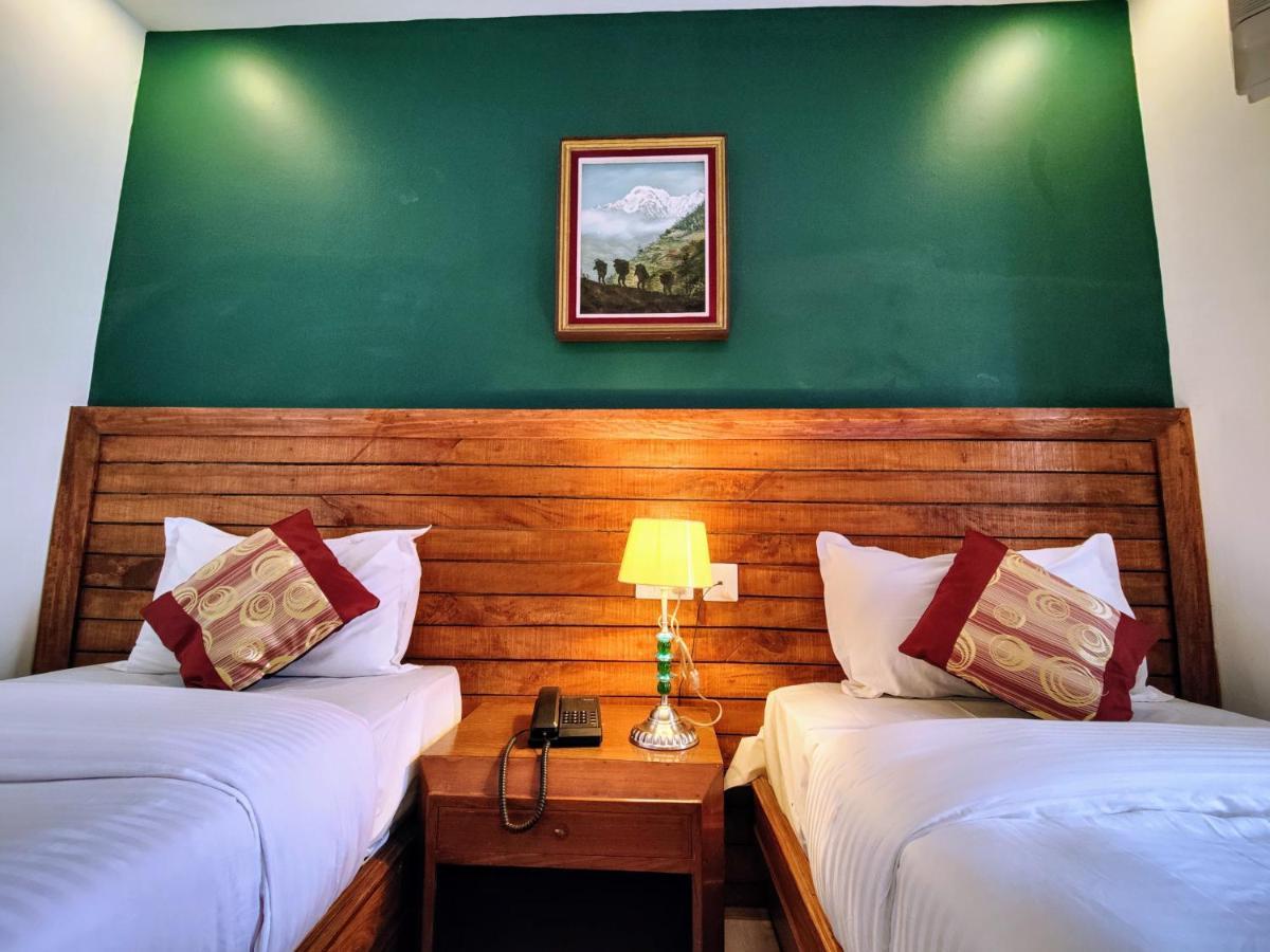 Hotel Tulsi Pokhara Eksteriør bilde