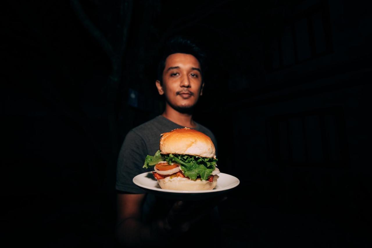 Hotel Tulsi Pokhara Eksteriør bilde